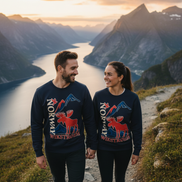 Paar mit Norway Pullovern - Fjord