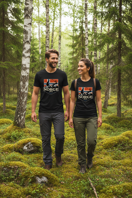 Paar mit schwarzen T-Shirts - Wald